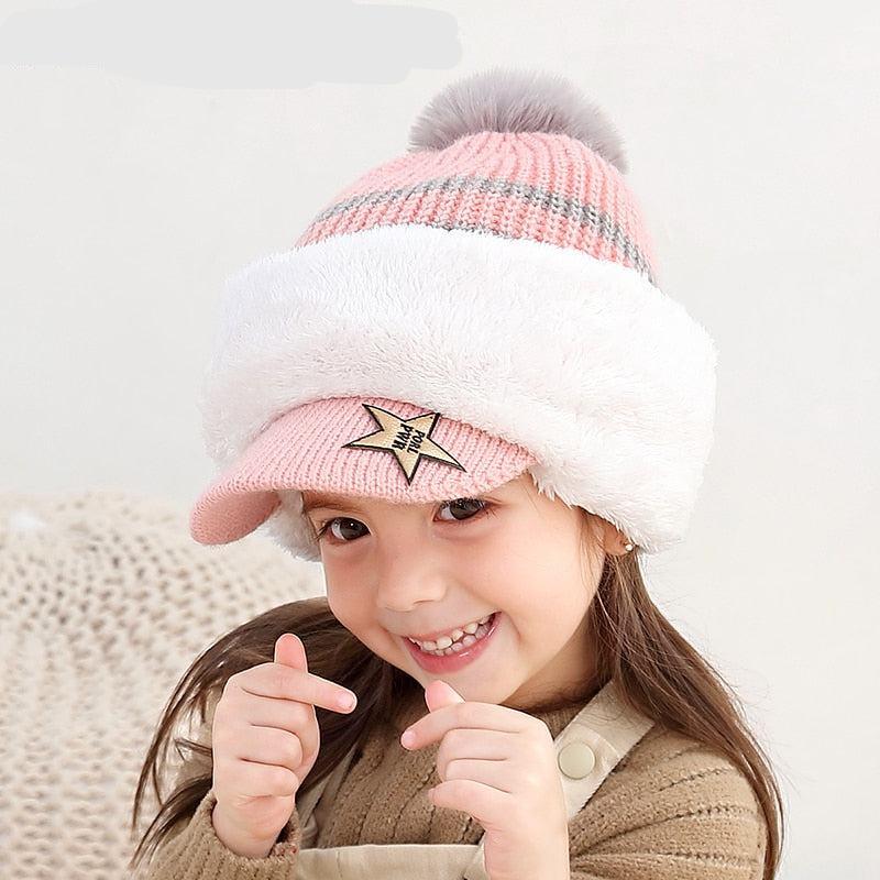 Girl and Boy t Warm Winter HatMisthere K. - All rights reserved