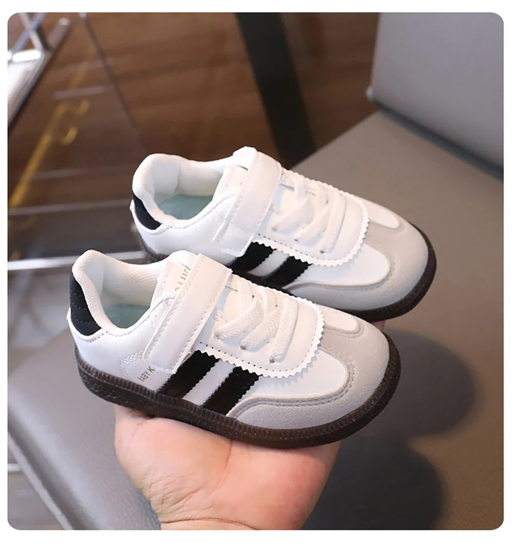 Unisex sneakers for kids white with black stripes and velcro straps