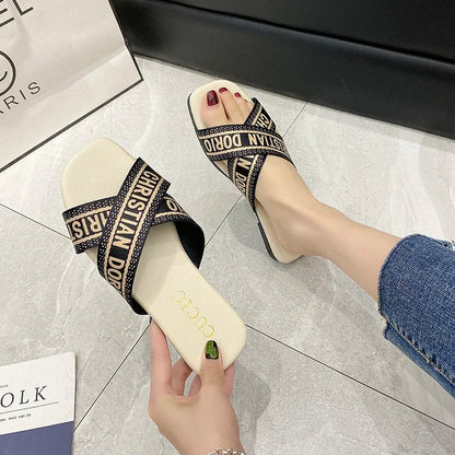 Women's summer slippers