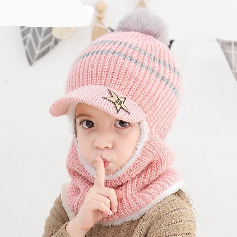 Girl and Boy t Warm Winter HatMisthere K. - All rights reserved