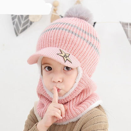 Girl and Boy t Warm Winter HatMisthere K. - All rights reserved